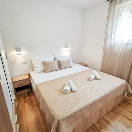 Apartment A3 Kevic Kastela