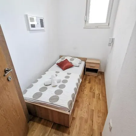 Apartment A3 Kevic *